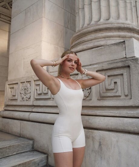 prinzessin nackt onlyfans exklusive erotische galerie