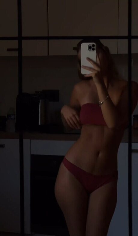 vollbusige brünette onlyfans hd nette galerien