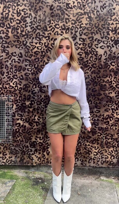 dünne blonde onlyfans kostenlose nette galerie