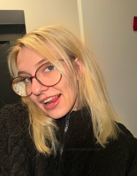 große titten college onlyfans top exklusive bild