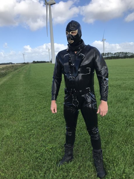 Latex48 top erotische galerie