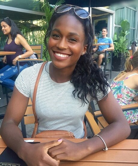 armeemädchen nur fans akt galerie