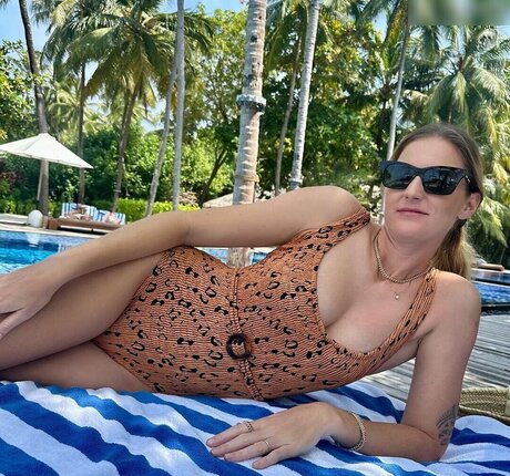 joi teen onlyfans kostenlose xxx foto