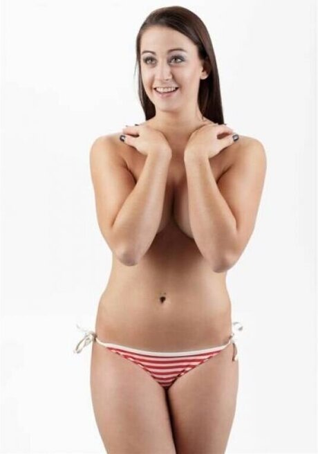 sexy brünette nur fans exklusive pornographische galerien