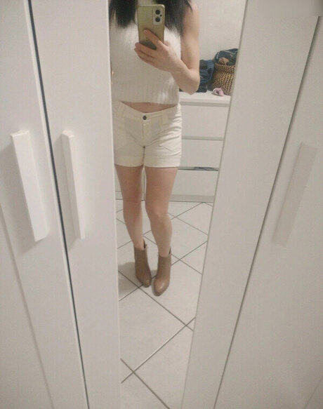 lesbische verführung onlyfans heiße akt fotos