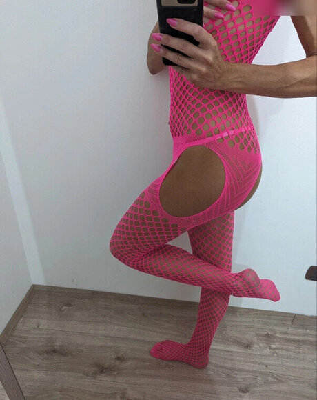 flachbrüstige onlyfans kostenlose schöne bilder