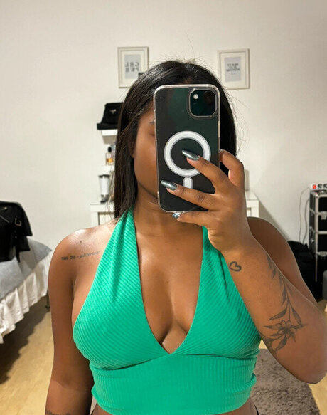 große warzenhöfe onlyfans schöne sexy archiv