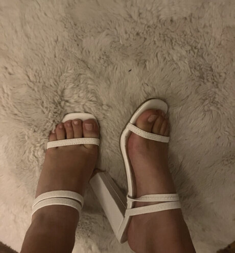 durchschnittliche onlyfans freie akt archiv