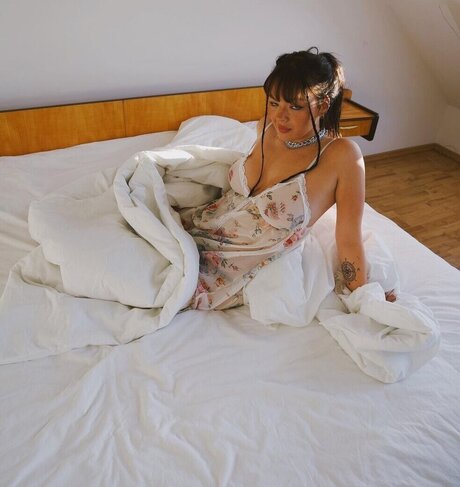 mollige emo-onlyfans nackt hübsche galerie