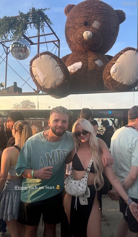 perfekter körper nur fans exklusive hd bild