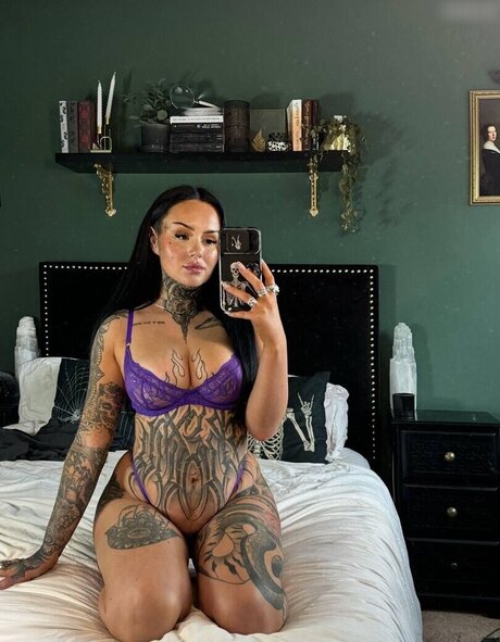 Ash Wilson schauspielerin kostenlose foto