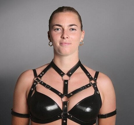 prinzessin nackt onlyfans porno nacktheit galerie