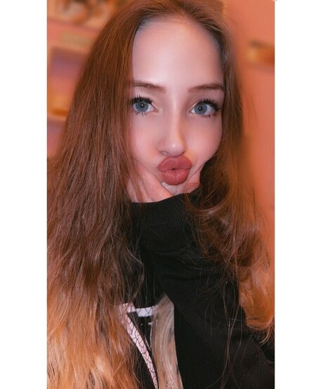 Nicki Anna hd hübsche galerie