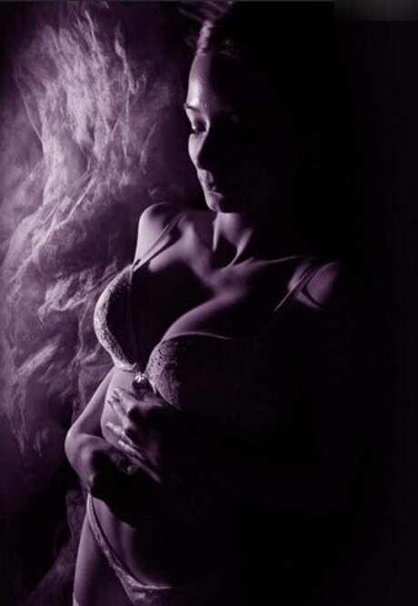 Nicki Anna schauspielerin nackte bild