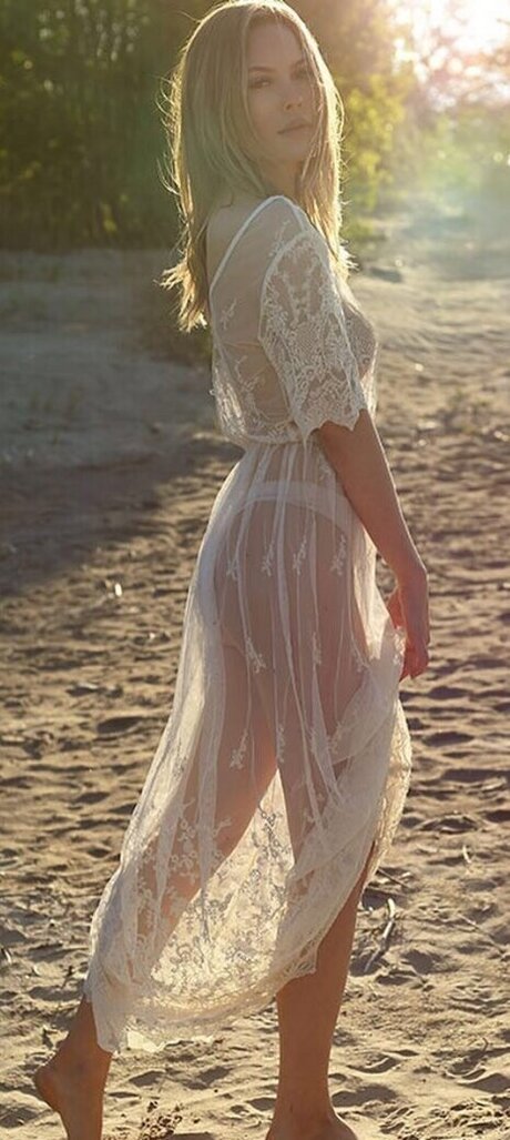 Emily Bishop freie sexy galerien