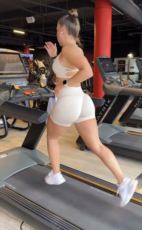 mollige emo-onlyfans exklusive kostenlose bilder