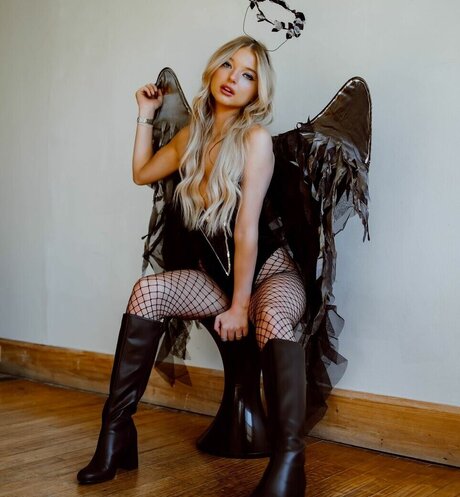 Shae Smolik erwachsene foto