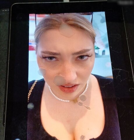 Cum Tributes erwachsene bilder