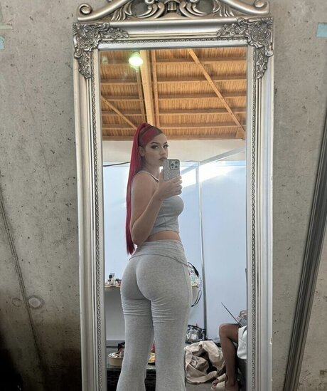 asiatische influencer-onlyfans nacktheit akt foto