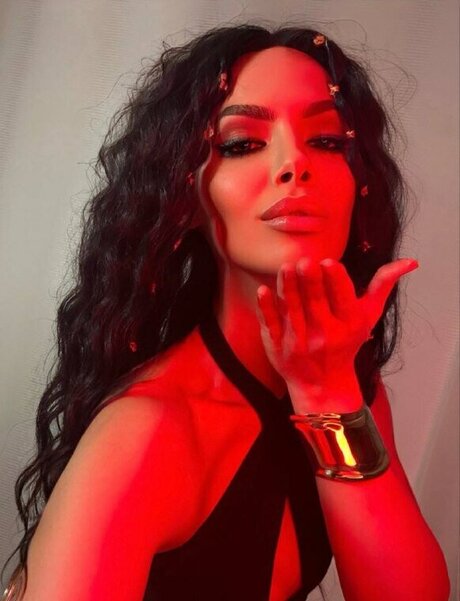 Lizzie Whistle erotische nette bilder