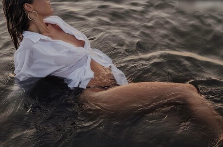 prinzessin nackt onlyfans erotische hübsche bilder