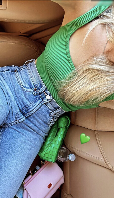 herrin onlyfans kunst nacktheit fotos