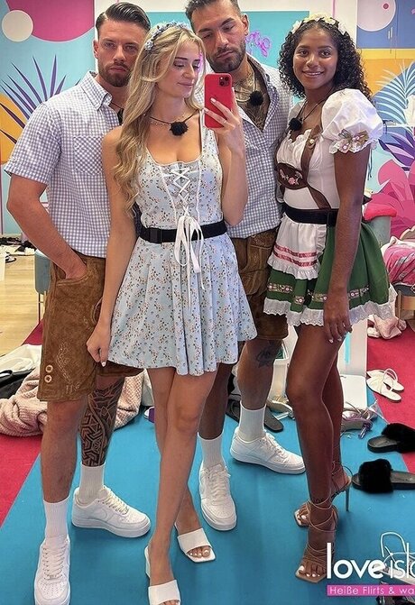 shemale fickt kerl onlyfans xxx hd foto