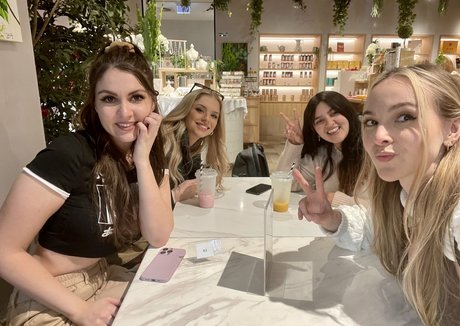 swinger-milf-onlyfans kunst nackten bilder