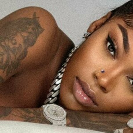 Asian Doll erotische pornographische galerie