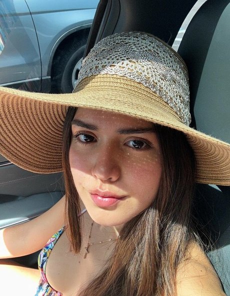 Karina Guerrero nackt exklusive foto