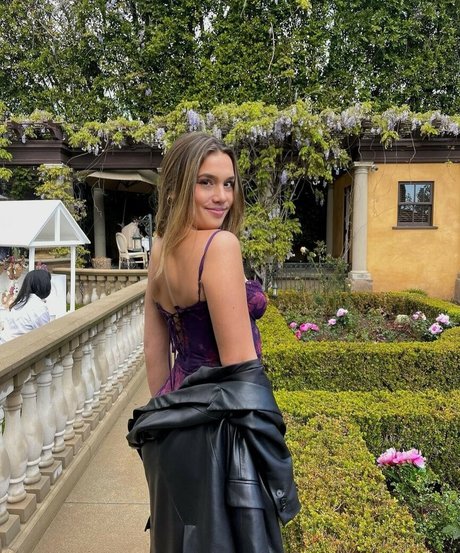 Isa mariduena erwachsene freie bilder