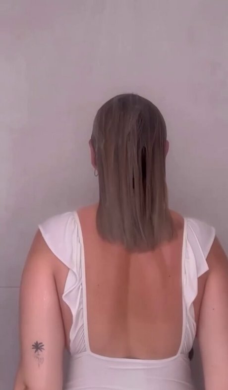 große titten bikini onlyfans hübsche erotische fotos