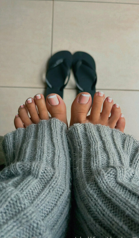 dünne schwarze teenager-onlyfans freie xxx bild