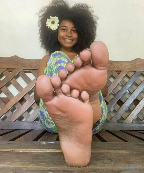 dünne schwarze teenager-onlyfans porno freie foto