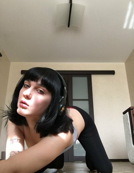 amazonkiera xxx kunst galerien