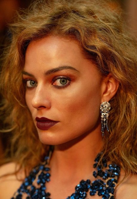 vollbusige onlyfans hübsche nackten bilder