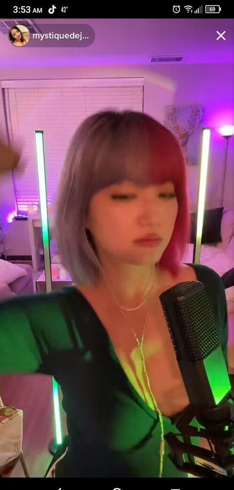 Mystiquede pornostar exklusive fotos