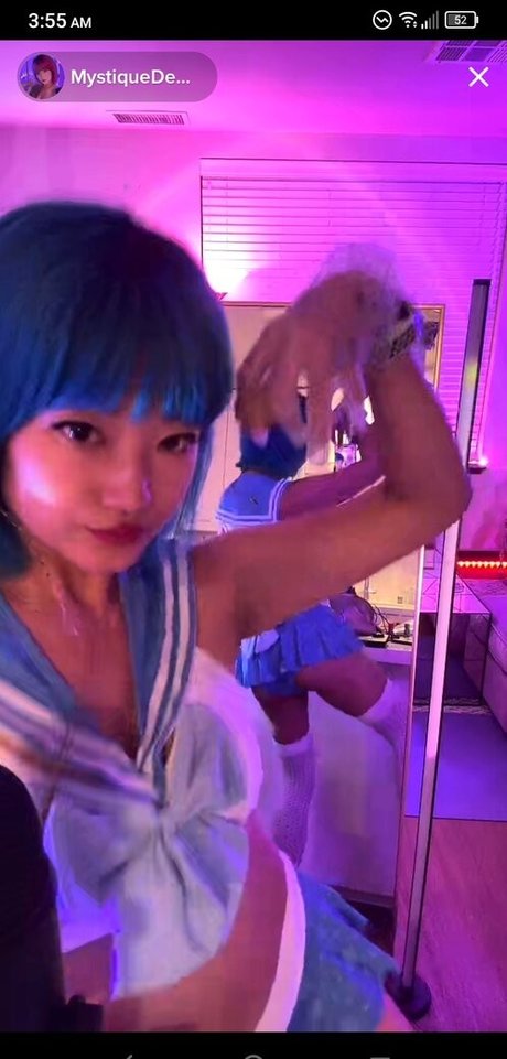 Mystiquede nacktheit schöne bilder