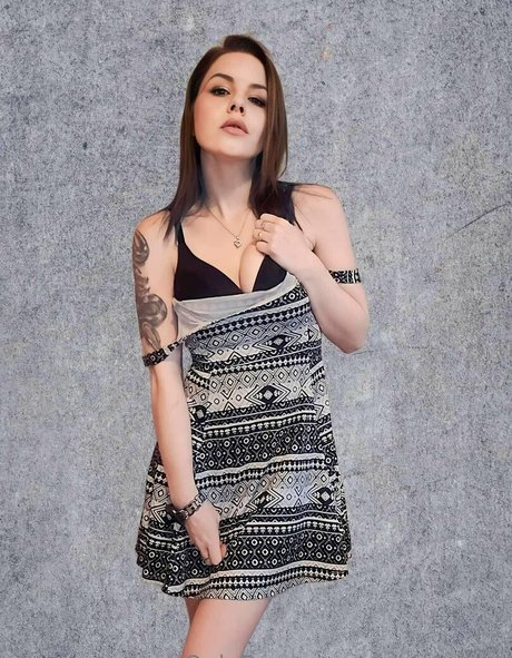 milf-model onlyfans nacktheit kostenlose foto