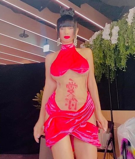 Bai Ling freie sexy foto