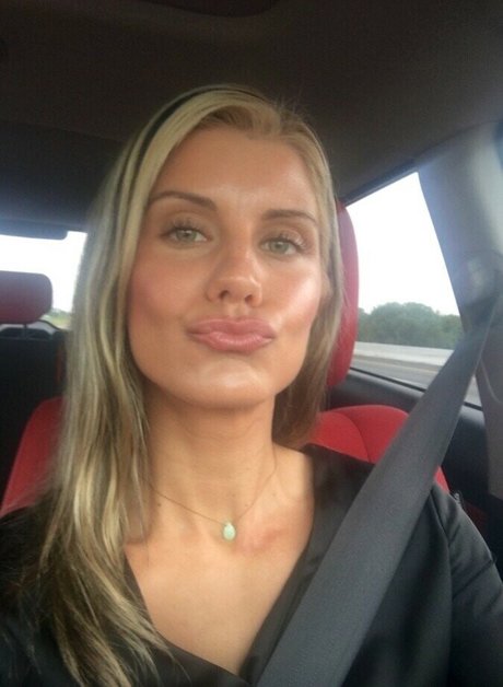 oma fickt onlyfans erwachsene pornografische fotos