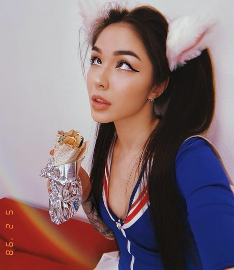 vollbusige reife onlyfans schöne pornografische galerien