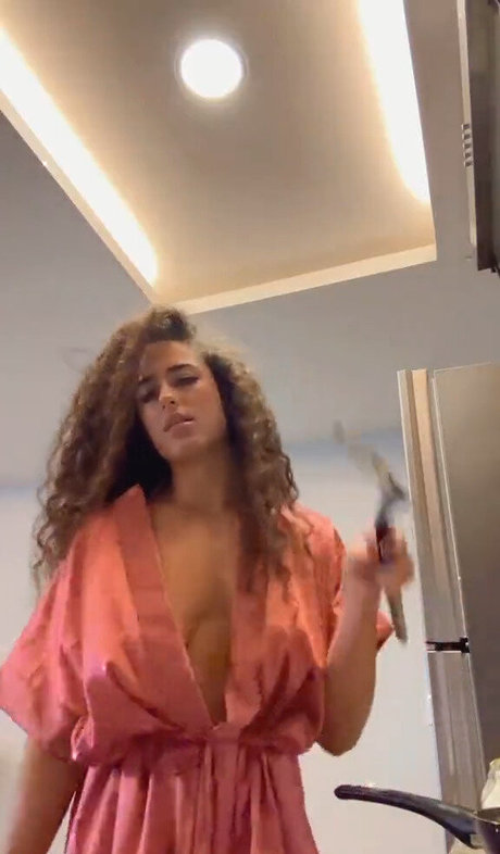 dünne schwarze teenager-onlyfans kostenlose hd galerie