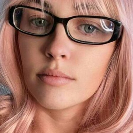 pinke haare nur fans exklusive top bild