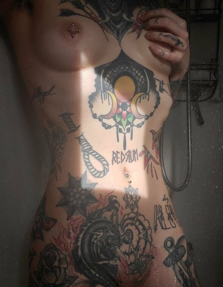 littlespittle pornostar nackt fotos