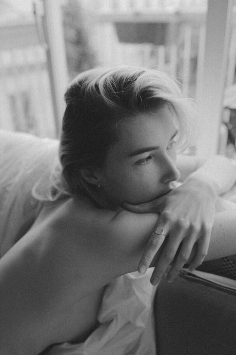 blonde heiße frau onlyfans hd erotische bilder