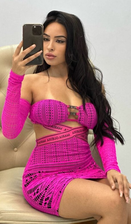 vollbusige onlyfans top akt archiv