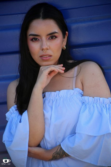 Lausey nackte galerie