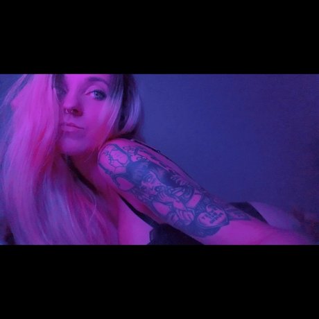 lilzaafii xxx hübsche bild