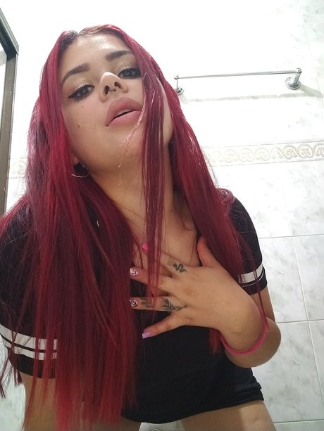 Lorena Gomez exklusive sex bild